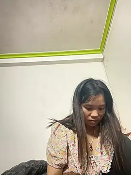 Ngoc-bbi live sex cam