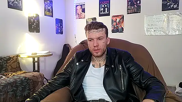 Huntall77 live sex cam