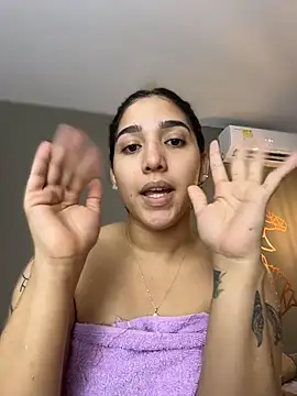 Amandanauty live sex cam