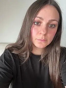 Loella-Rose live sex cam