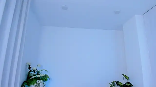 SaraAlvarezx live sex cam