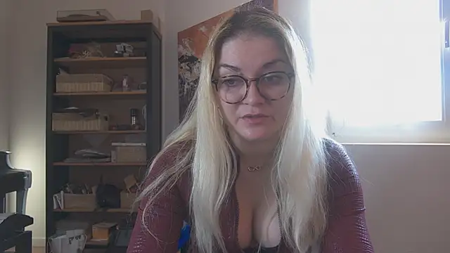 MistressMarlena live sex cam