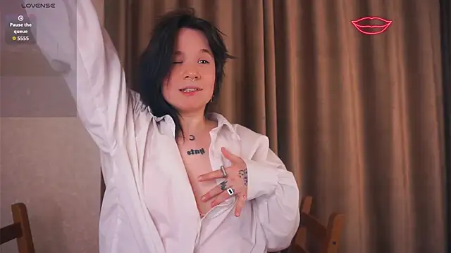 EviaVanveen live sex cam