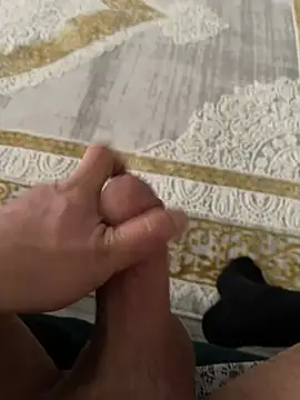 kenanbal0677's cam snapshot