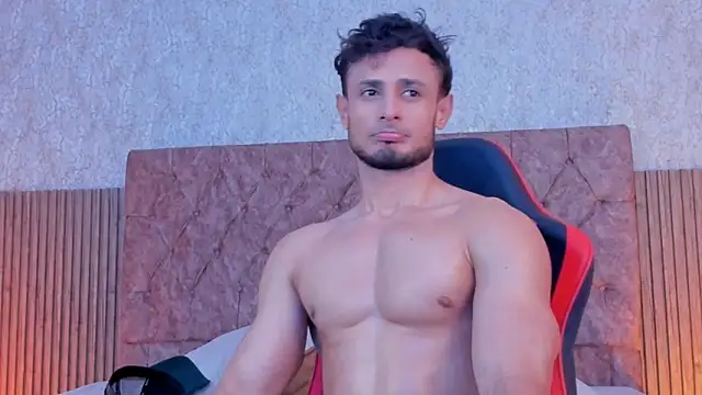 Adonys_Lewis_ live sex cam