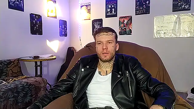 Huntall77's cam snapshot