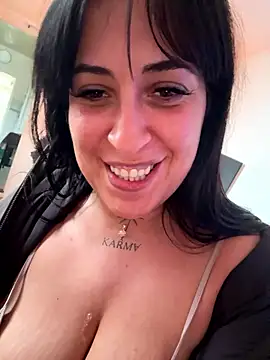 CarolaDrago live sex cam