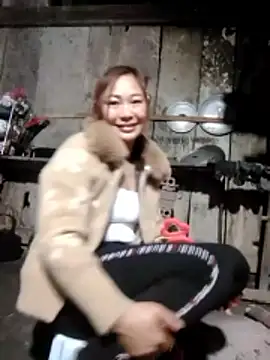 out-lustt's cam snapshot