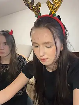 Sweet_mila_eva_'s cam snapshot