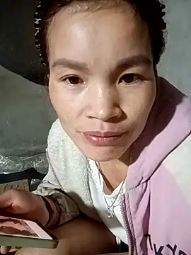 nangmo's cam snapshot