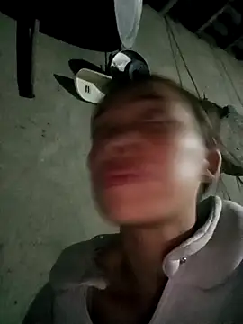 Andrea-688's cam snapshot