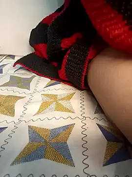 CUTEGJH's cam snapshot