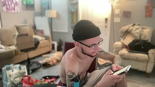 hungkubenski live sex cam