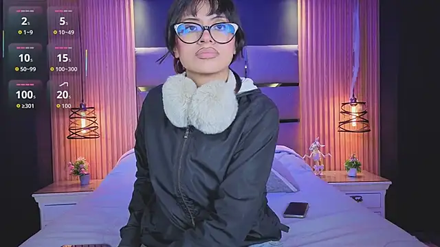 AlanaWalker9's cam snapshot