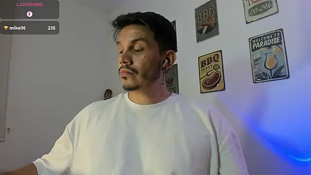 alejandro_stark live sex cam