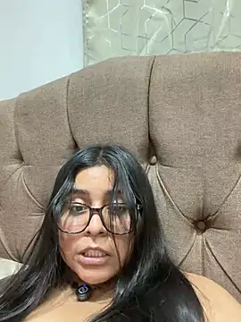 virginbrunette99's cam snapshot