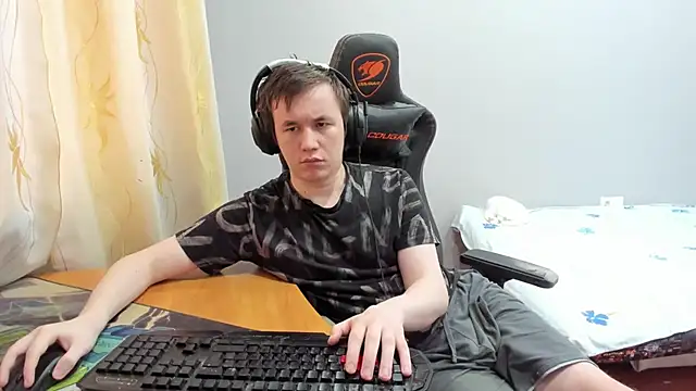 iliaskrislove live sex cam