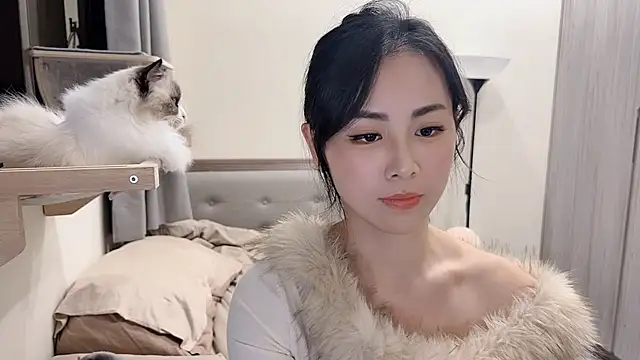 BabyOneDaily's cam snapshot