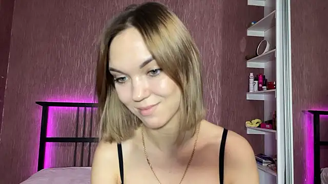 Flora_Amber live sex cam