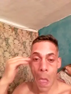 Chiquitoperopeligroso4 live sex cam