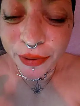 Ninfea7811's cam snapshot