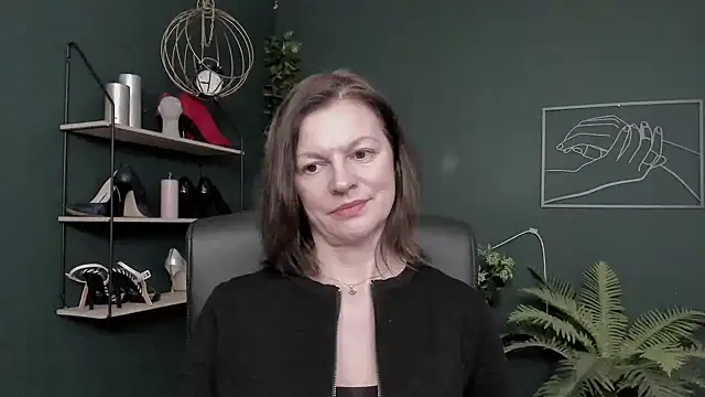 VivianWILD live sex cam