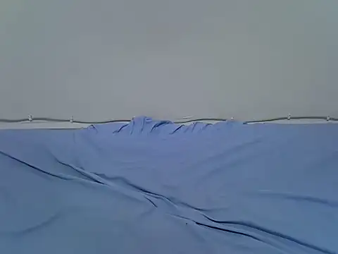 pointy_bloom's cam snapshot