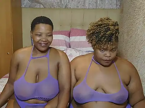 Twin_lovers live sex cam