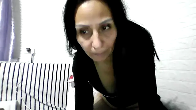 Ramona870 live sex cam