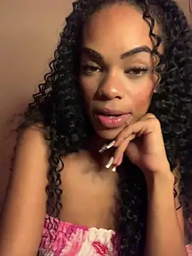 Cammgirlmii live sex cam