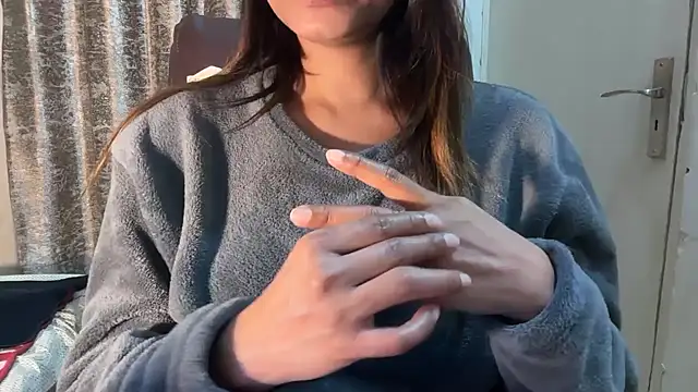 Cupid_of_Hearts's cam snapshot