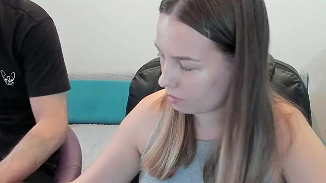 Mia_shy1 live sex cam