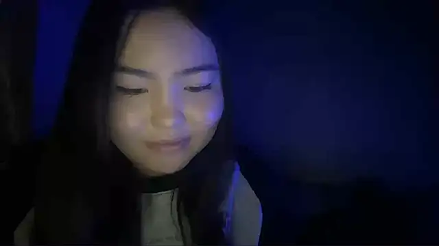 MollyAsian's cam snapshot