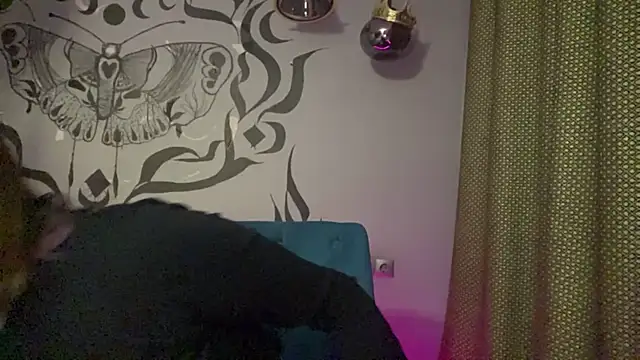 mally_luxxx's cam snapshot