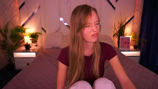 MollyyMayy's cam snapshot