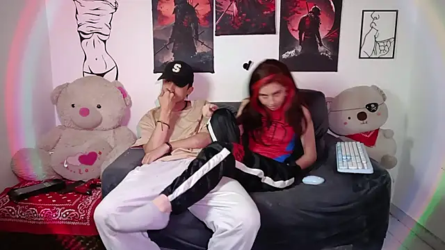 Ambar_and_daimon_ live sex cam