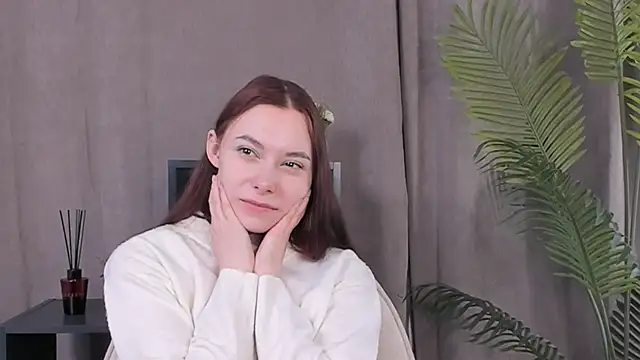 CoraleeVannatten live sex cam