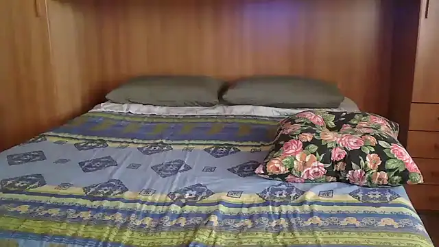 pussy_boom4u's cam snapshot