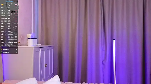 _Doll_Face_'s cam snapshot