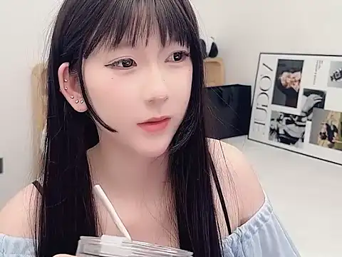 lnua-lnua's cam snapshot