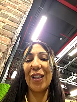 LeticiaWoods live sex cam