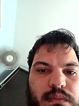 Chneor28 live sex cam