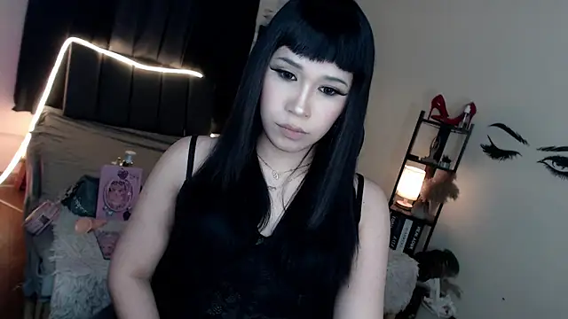 Veniceseduction live sex cam