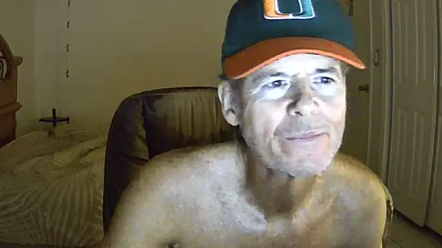 nakeedcowboi65's cam snapshot