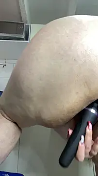 Chloee_Peach live sex cam