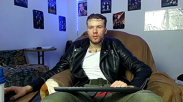 Huntall77 live sex cam