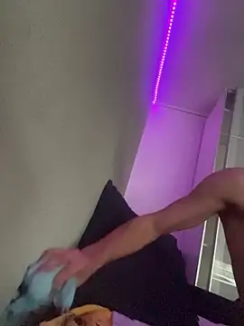 OnlyTyroone live sex cam