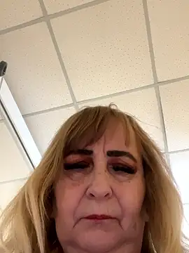 Irina2909@xh live sex cam