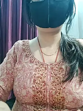 Aishwaryaa_69 live sex cam