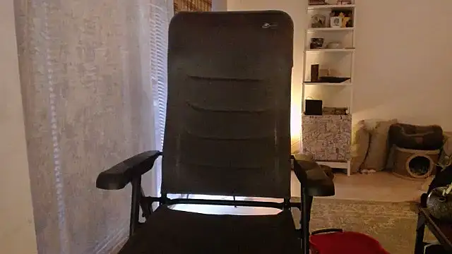 P4RtYBOII92 live sex cam